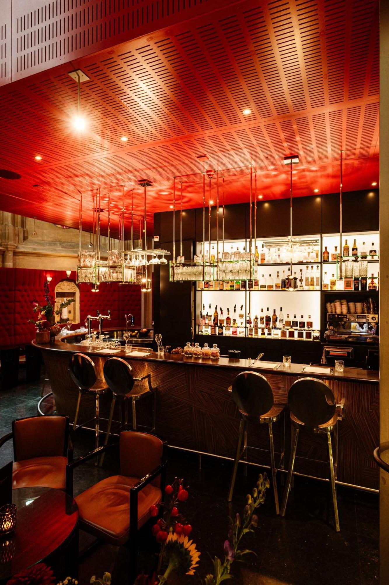 فندق كرايشرهوتل ماستريخت ماسترخت المظهر الخارجي الصورة The bar at the restaurant