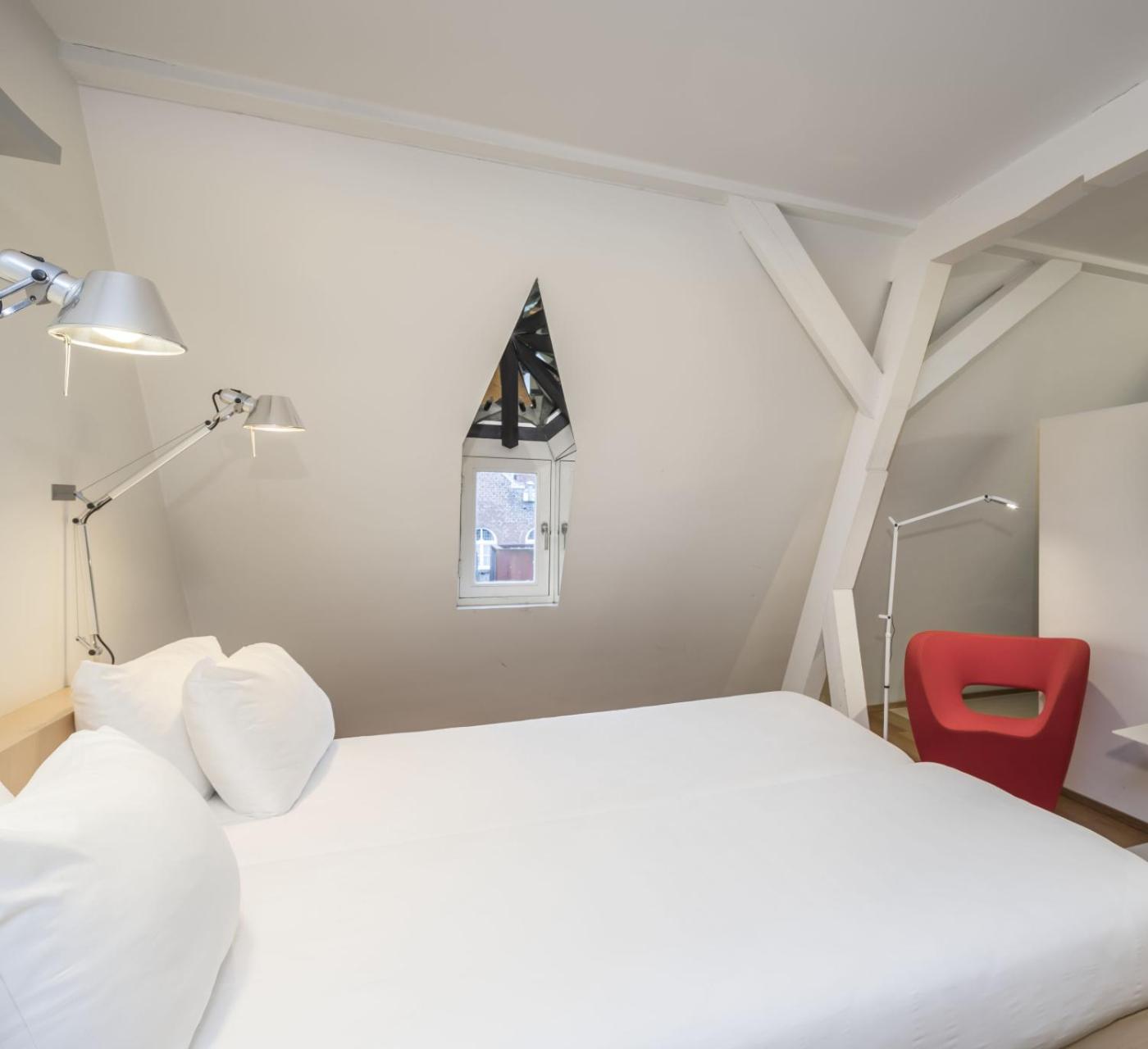 فندق كرايشرهوتل ماستريخت ماسترخت المظهر الخارجي الصورة A room at the hotel