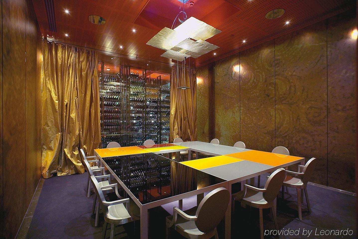 فندق كرايشرهوتل ماستريخت ماسترخت المظهر الخارجي الصورة Wine room