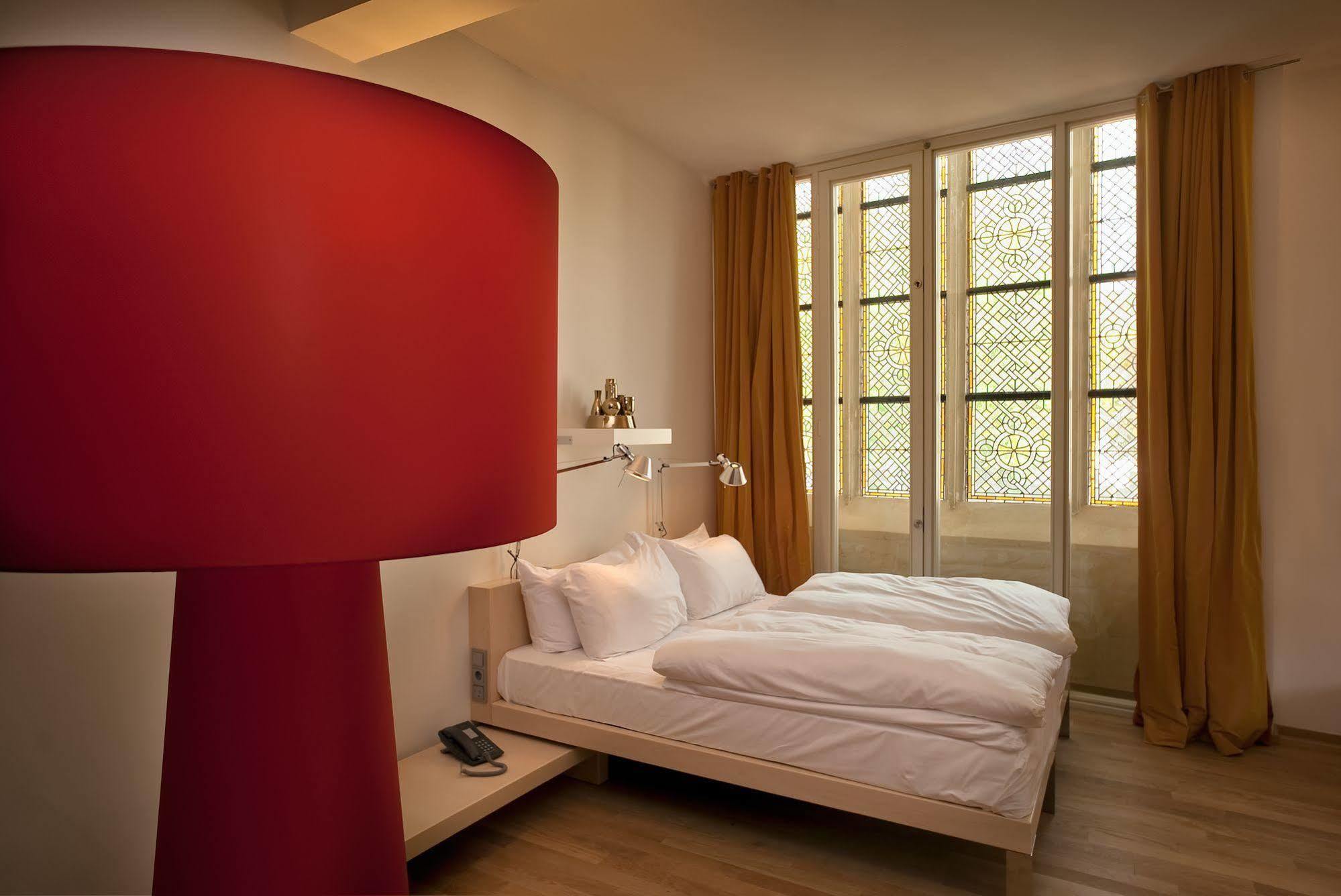 فندق كرايشرهوتل ماستريخت ماسترخت المظهر الخارجي الصورة A room at the Hotel de Ligne